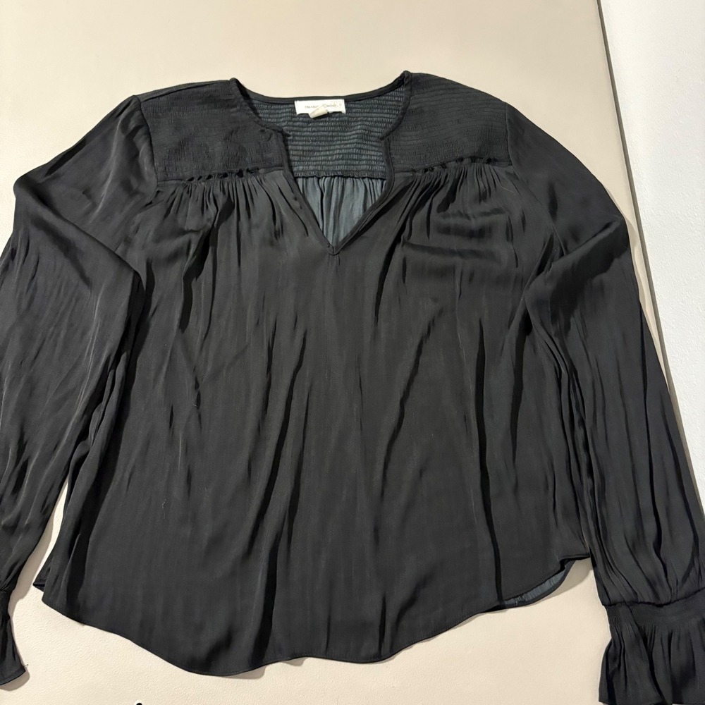 TREASURE & BOND Blk Smocked V Neck Long Sleeve Flowy Blouse Top Women's L Career